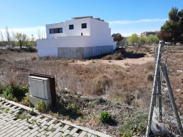 EXCELENTE PARCELA EN SUP-3 PARA LA construcción DE SU VIVIENDA UNIFAMILAR — 2