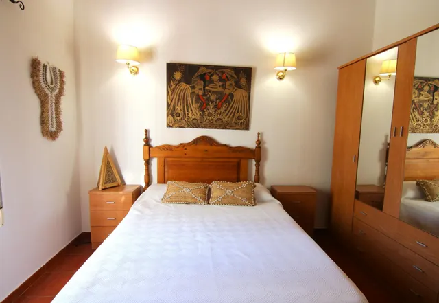 Casa de campo con piscina salada y vistas abiertas en Coín — 11