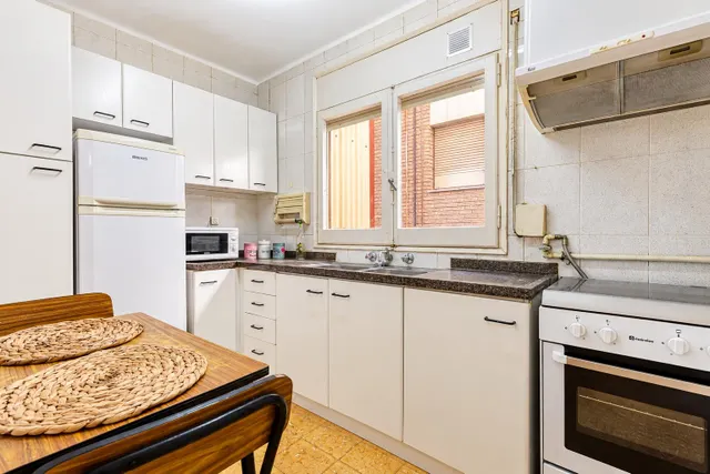 Pis en venta a zona Passeig Verdabuer — 5