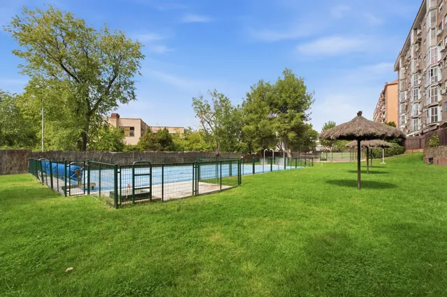 VENTA PISO EN MADRID ZONA BUTARQUE TERRAZA, PARKING Y PISICNA COMUNITARIA!! — 21