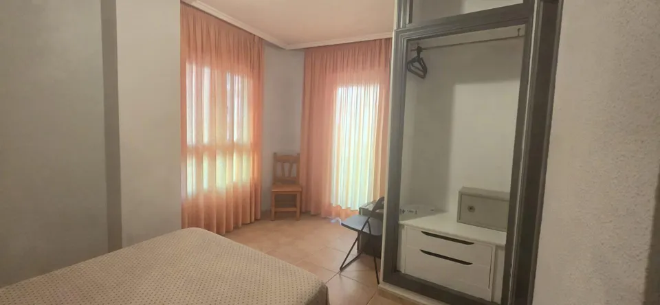 Hotel central Torrevieja — oportunidad de inversión hotelera en el centro de la ciudad