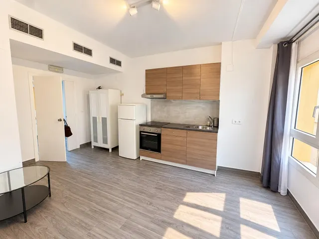 Exclusiva oficina de 153 m2 en pleno centro histórico de málaga, junto a la Catedral — 7