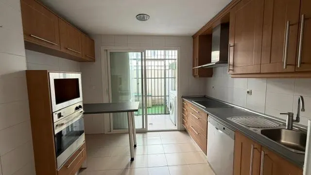 VENTA PLANTA BAJA SANCHINARRO-HORTALEZA — 24