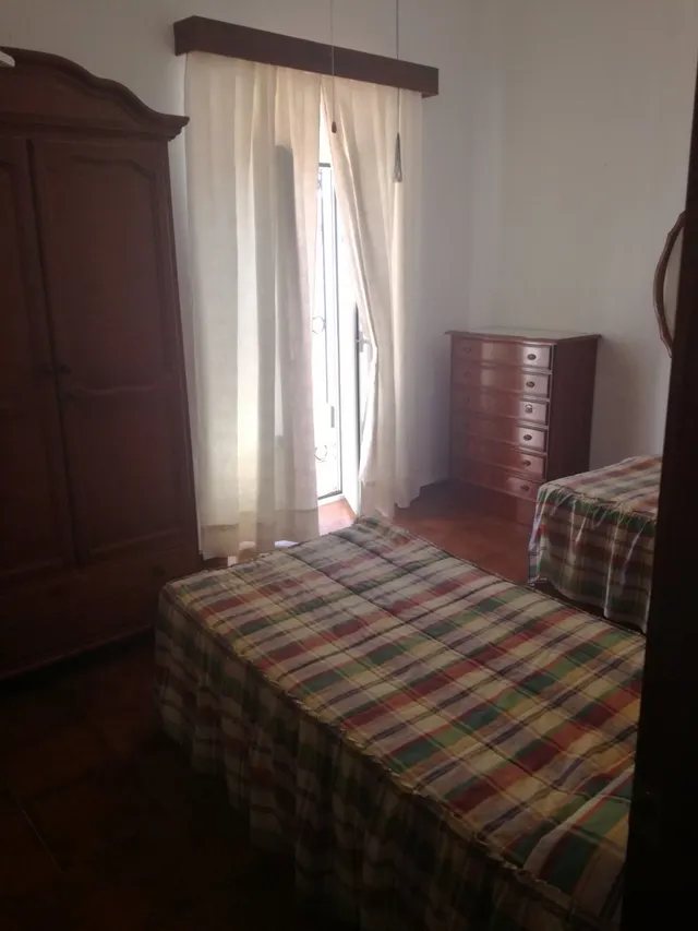 CASA GRANDE EN EL CENTRO DE ARCOS. — 14