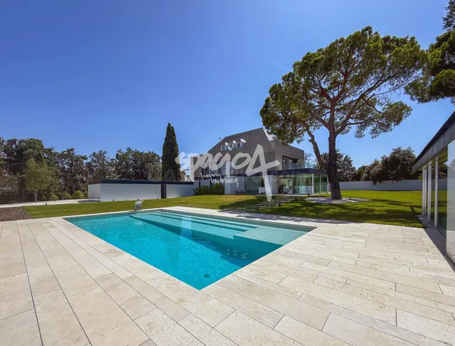 Chalet de lujo en venta en La Finca, Pozuelo de Alarcón - foto 3