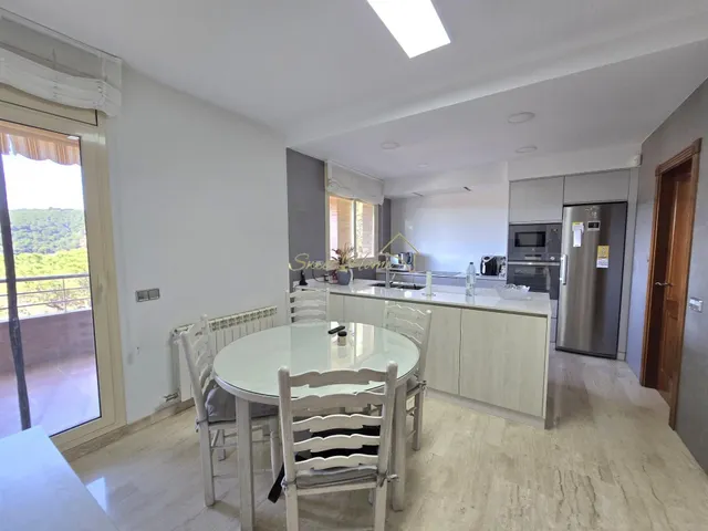 Casa impecable con privacidad, piscina y vistas panorámicas — 17