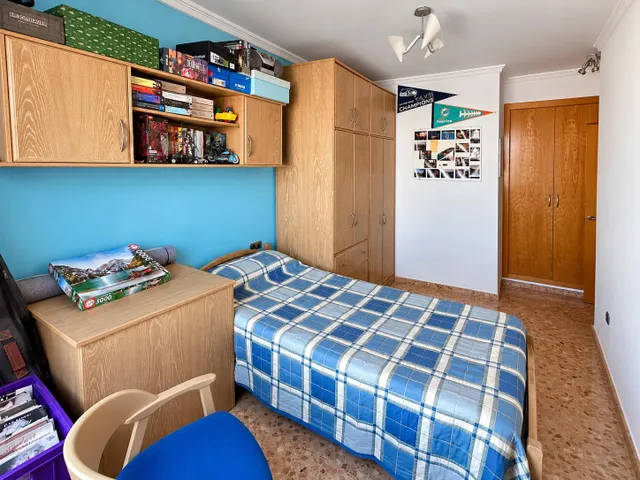 Ref- 08701 Salico presenta - AMPLIA VIVIENDA DE 4 habitaciones, 2 GARAJES Y TRASTERO EN ZONA SENSAL — 31