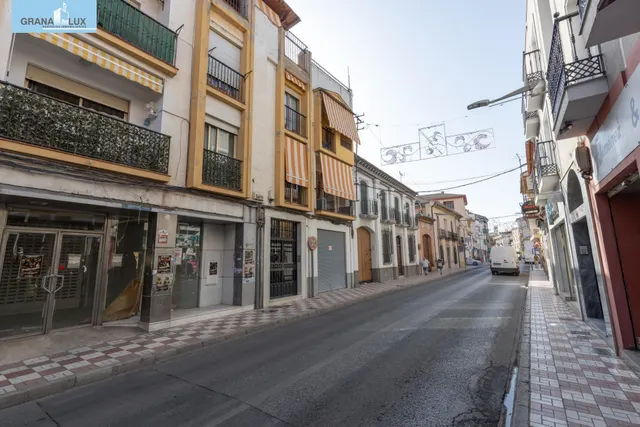 Amplio y luminoso piso de 3 dormitorios listo para entrar a vivir junto al metro de Albolote — 37