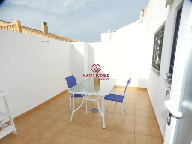 SE VENDE ESTUPENDA CASA EN UNA SOLA PLANTA EN LA CAÑADICA — 9