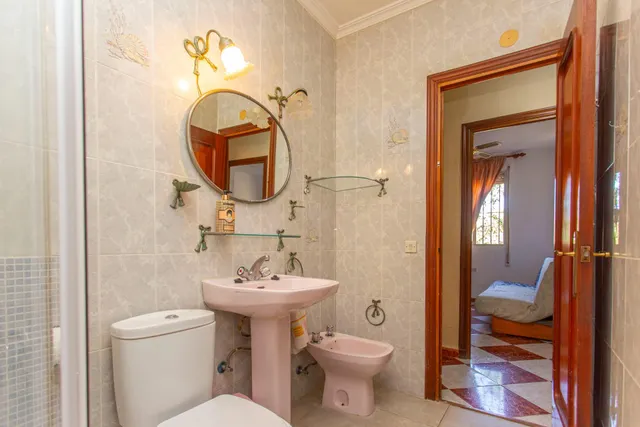 Estupendo piso con ascensor en zona san benito — 25