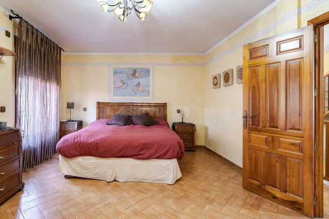 Casa baja señorial en el centro de Camarma - foto 5
