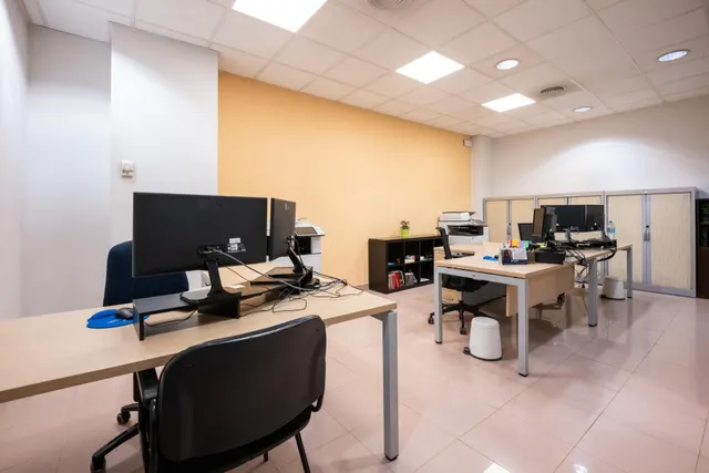 OFICINA - MATARÓ (CENTRE) — 30