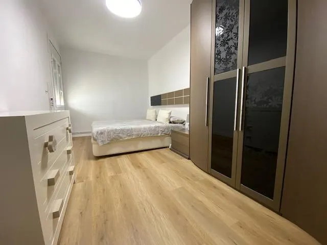 Amplio y Moderno Piso Reformado en la zona del Rectorat — 8
