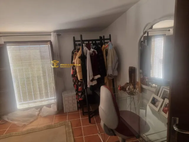 CASA DE 5 DORMITORIOS EN ZARZADILLA DE RAMOS. — 37