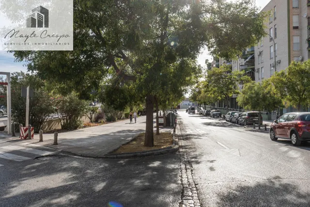Venta de cafetería La Contraviesa de 160 m2  junto a Alcampo — 40