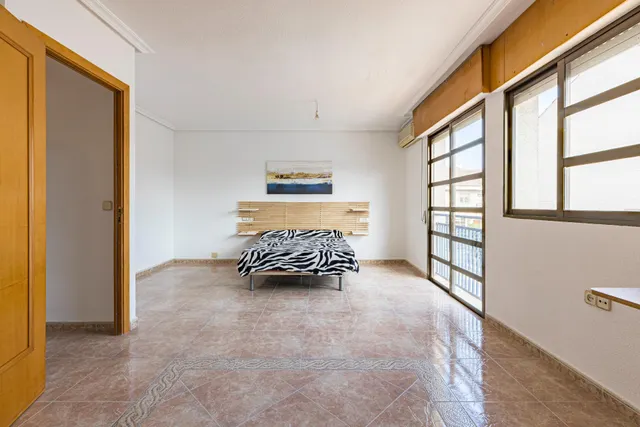 Dúplex con garaje privado y piscina comunitaria en Los Rectores. — 14