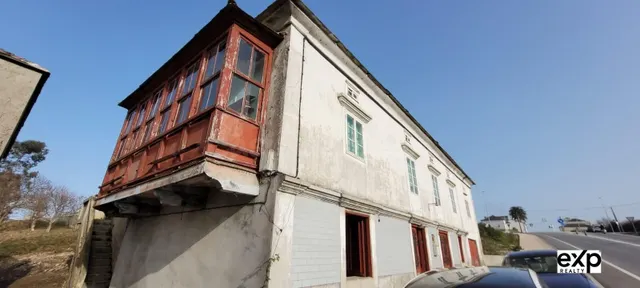 Conjunto de Edificaciones en Cangas – Foz, Lugo