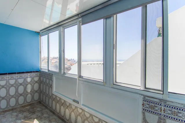 Dúplex con 3 dormitorios y vistas al mar en Loma Dos: Proyecto con alto potencial de reforma — 24