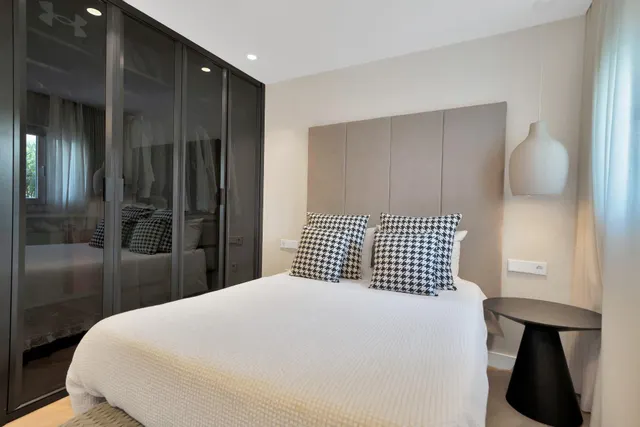 Apartamento completamente renovado en Las Tortugas de Aloha, Nueva Andalucía — 6