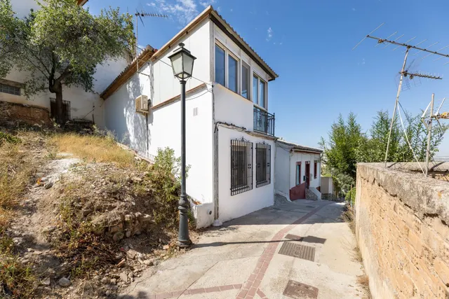 Coqueta Casa zona Barranco del Abogado con vistas a Granada - foto 3