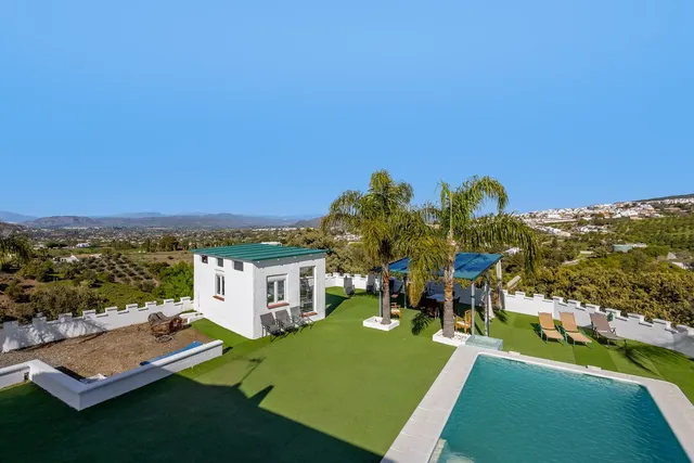 Chalet 6 habitaciones 336m² en venta - Costa del Sol — 29
