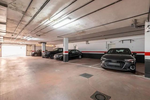Chalet Adosado en Pozuelo De Alarcón — 48