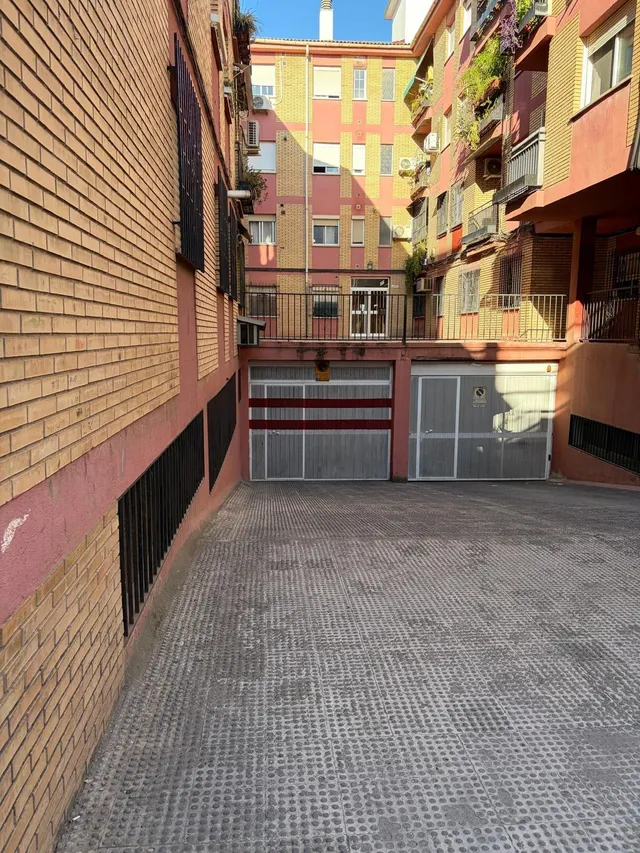 COCHERA CERRADA CON ALTILLO EN FÁTIMA – SOLO VENTA — 7