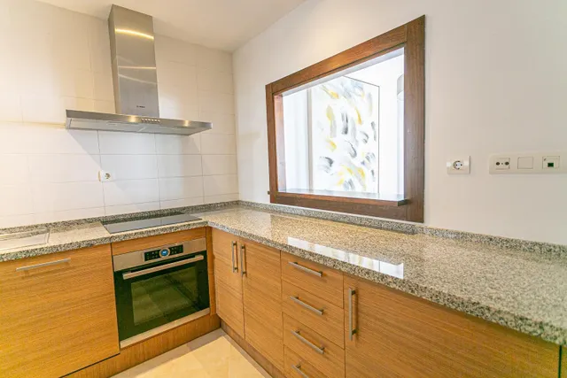 Precioso Atico Triplex de 4 dormitorios en Altos de los Monteros en perfecto estado — 28