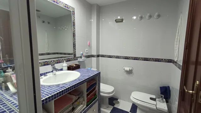 SE VENDE PISO EN ZOCO — 19