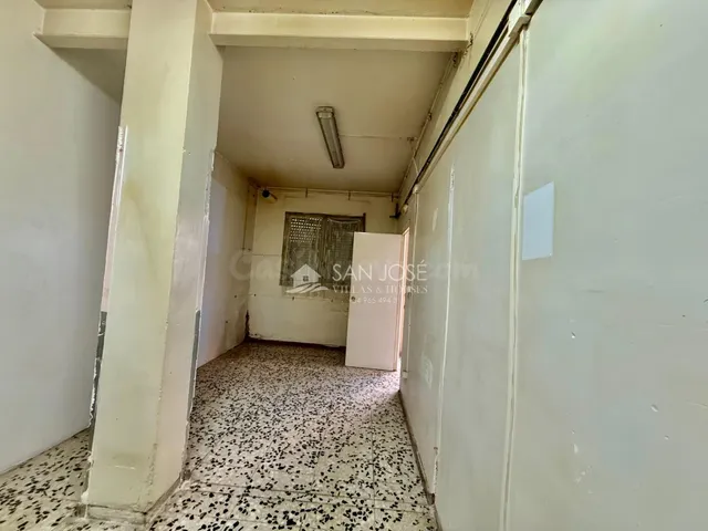 SE VENDE LOCAL COMERCIAL EN NOVELDA CON GARAJE INCORPORADO - foto 5