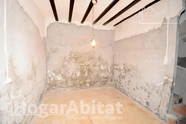 AMPLIA CASA CON TERRAZA Y BALCÓN PARA HACER A TU GUSTO — 15