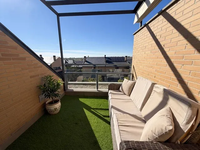Increíble ático dúplex con terraza al sur en Señorío del Encinar — 35