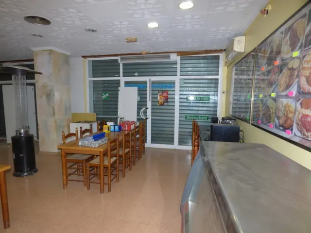 Local con licencia activa Bar/Restaurante — 2