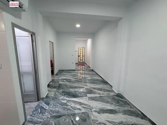 VENTA DE CASA EN BENIFAIO CON ACCESO POR DOS CALLES — 12