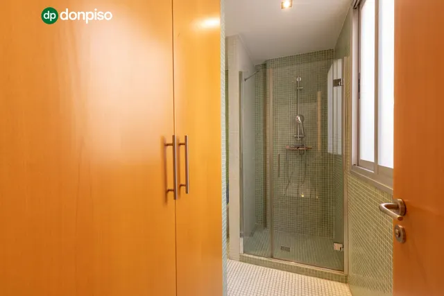 Espacio, confort y calidad: magnífica vivienda unifamiliar adosada — 41