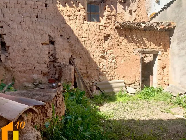 Casa en Arcos de la Llana para Reformar - foto 5