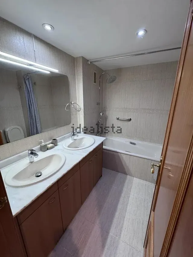 Piso 3 habitaciones 137m² en alquiler - Penya-Roja — 17