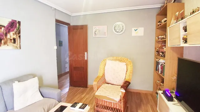 Urbis te ofrece una casa en venta en la zona Universidad, Sa - foto 3