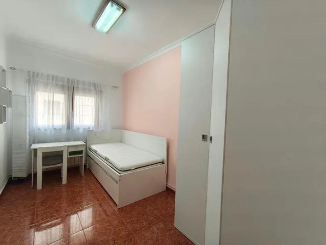 Amplio y Moderno Piso en Alcázar de San Juan - Ideal para Familias — 8