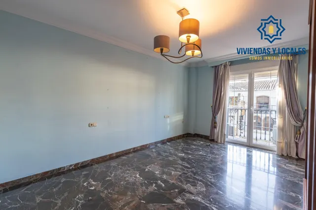 Casa adosada con terraza, vistas a Granada y Sierra Nevada, garaje y sótano — 36