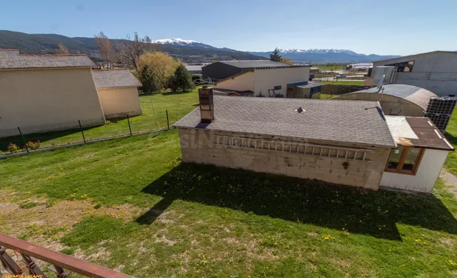 Casa con gran jardín - foto 3