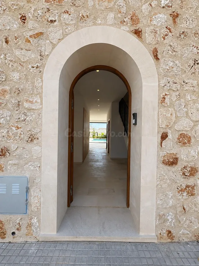 Elegancia contemporánea y confort mediterráneo en el corazón - foto 2