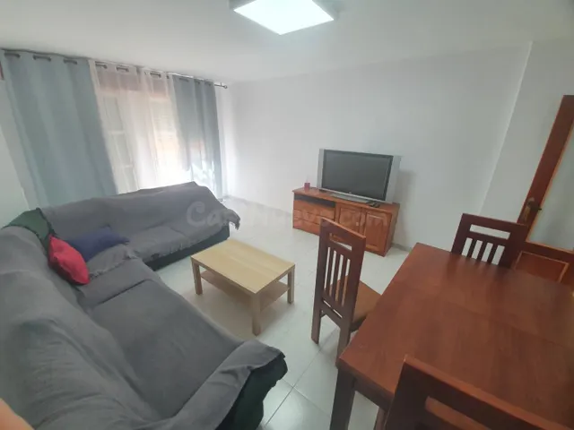 PISO PARA ESTUDIANTES — 2