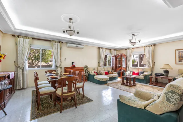 Villa 5 habitaciones 240m² en venta - Pueblo Bravo - foto 4