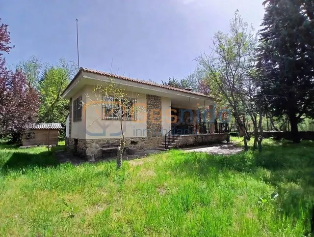 CHALET INDIVIDUAL en PELAYOS DEL ARROYO (Segovia) de 3 DORMI