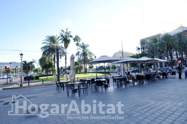 Muy amplio con garaje y terraza cerca de la playa — 39