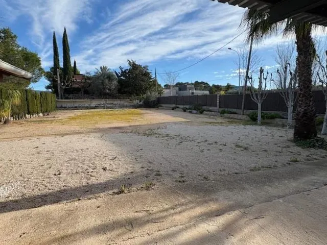 EXCLUSIVA PARCELA URBANA DE 923 M2 CON PROYECTO Y LICENCIA DE OBRAS EN LA SIMPÀTICA – TORTOSA — 10
