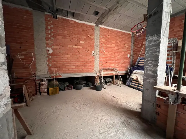 Local comercial 135m² en venta - Pueblo — 8