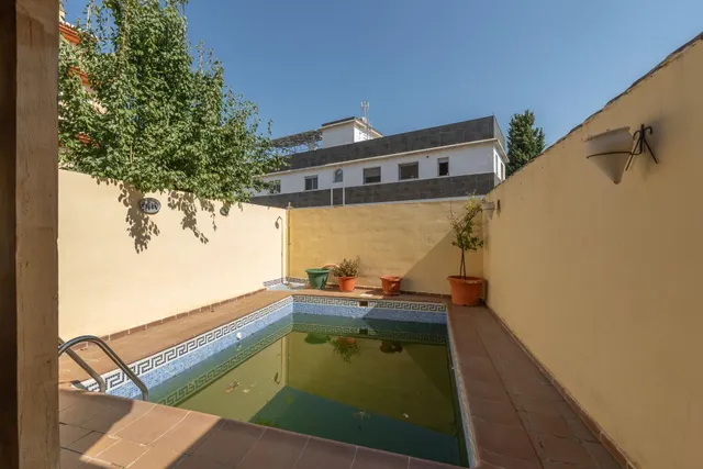 VIVIENDA UNIFAMILIAR ADOSADA EN OGIJARES — 29