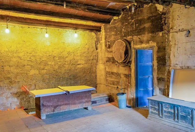 CASA DE PIEDRA DEL SIGLO XVIII Y PARCELA EDIFICABLE CON HUERTO, EN MONISTROL DE CALDERS — 27